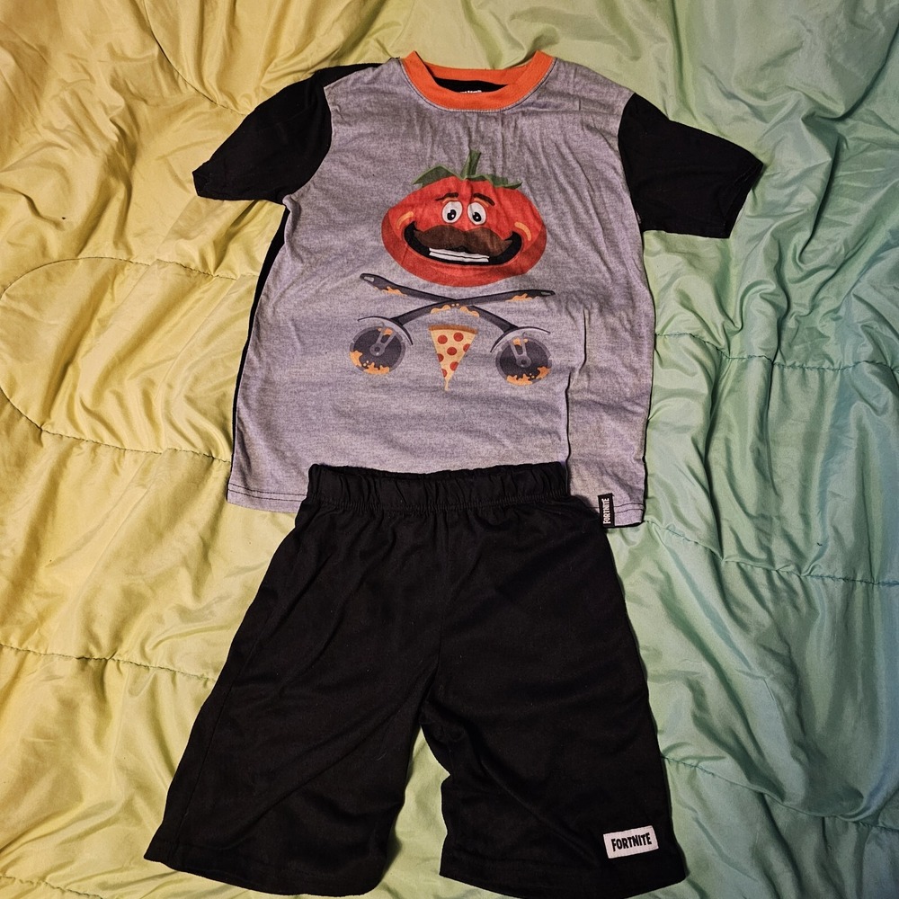 Fortnite Pajamas MEDIUM 8 Boys  Short Sleeve Shirt  PJs
